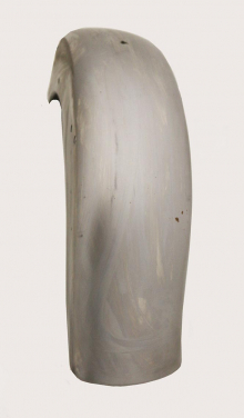 Vintage Style Rear Fender without Taillight and Turnsignal Mounts