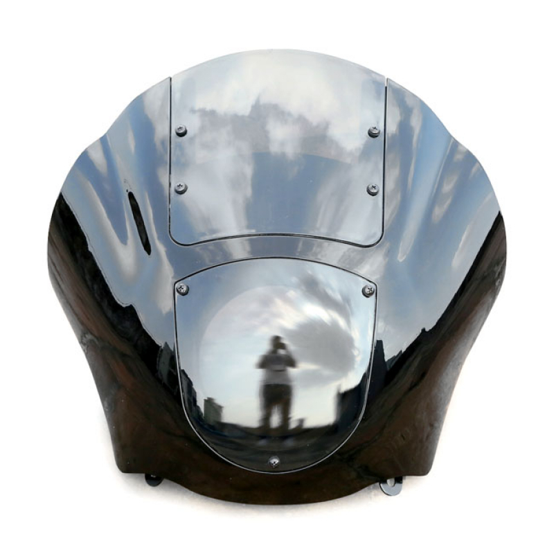 Quarter fairing kit, with tinted windshield
